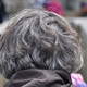 Imagen para el artículo titulado La ciencia resuelve la gran pregunta: cómo el estrés vuelve el cabello gris